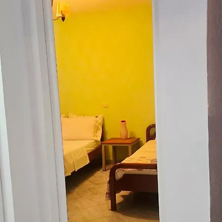 Nook Traditional 4 4 *